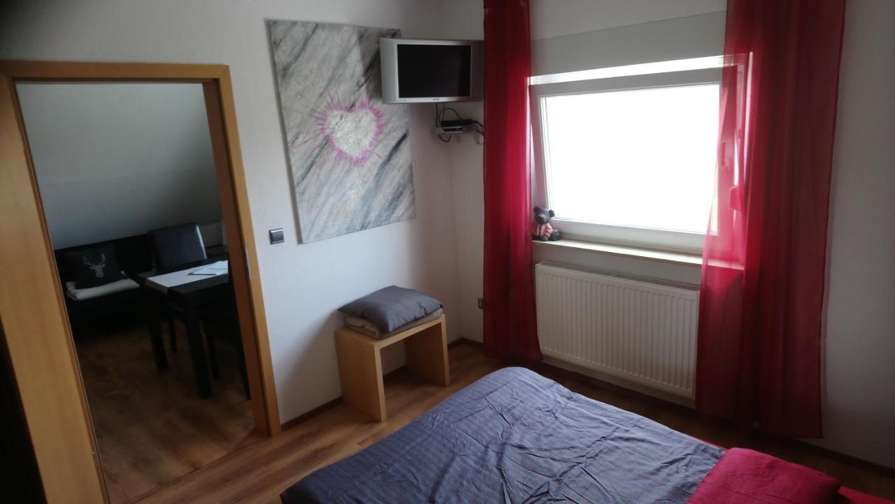 אולדנבורג Private Zimmer Bei Der Weser-Ems-Halle מראה חיצוני תמונה